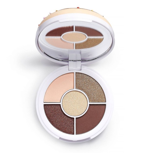 I Heart Revolution Makeup Bundle - Picture 13 of 14